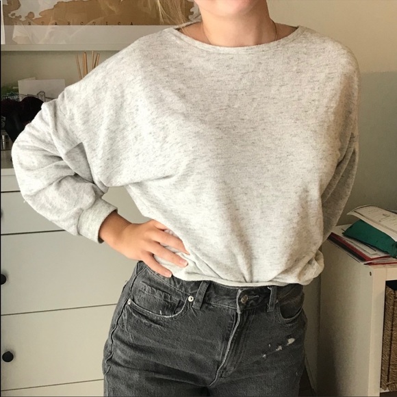 Low back long sleeve - Picture 3 of 5